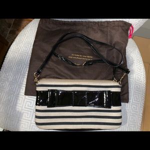 Adorable Kate Spade Crossbody Purse